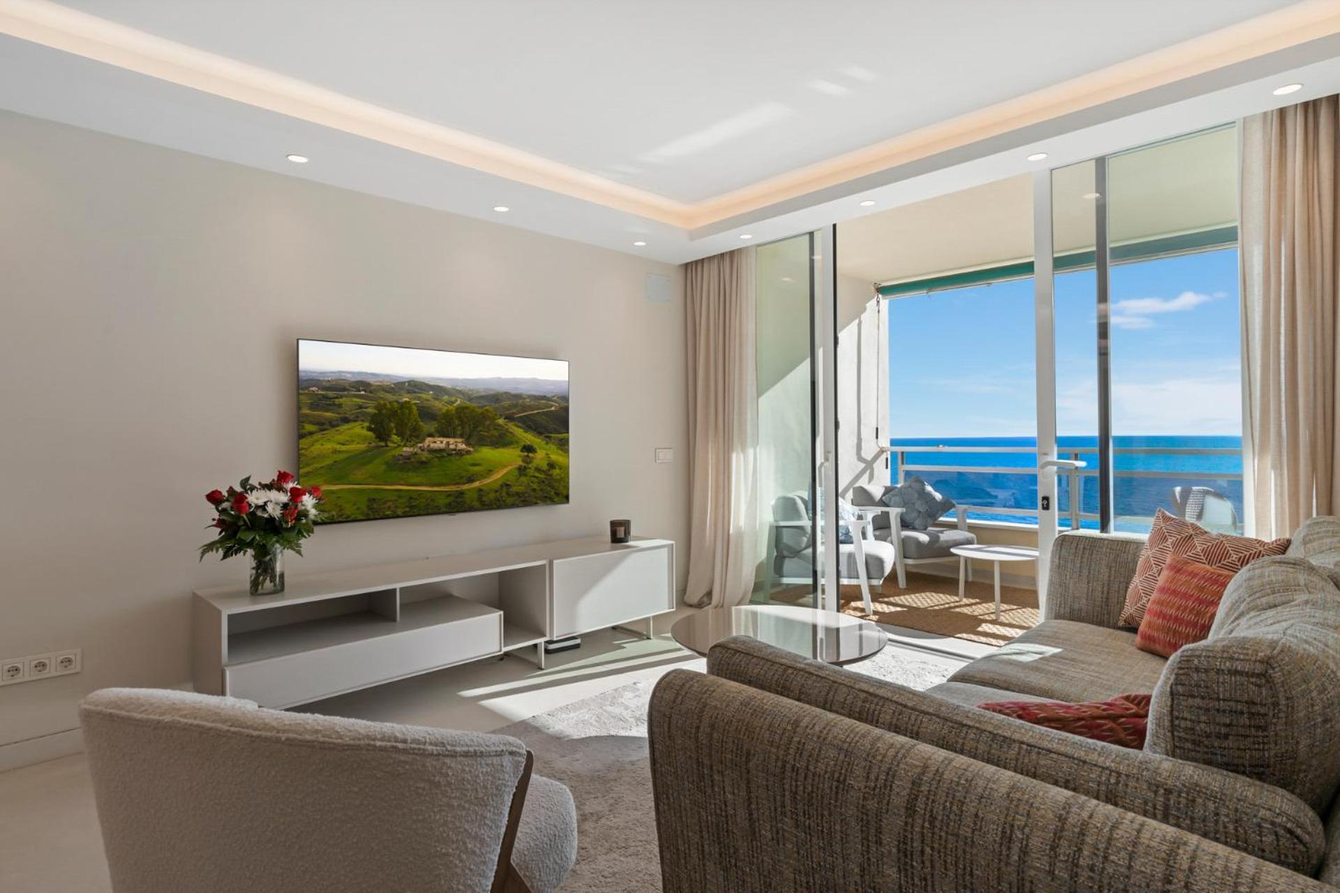 Beach Front Apartment With Pool Μαρμπέλλα Εξωτερικό φωτογραφία